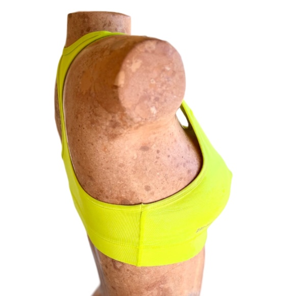 Pro Dri-Fit Womens Neon Yellow Center Swoosh Racerback Sports Bra - Picture 2 of 4